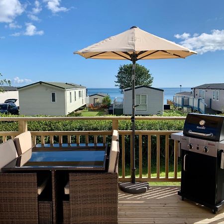 Lydstep Beach Bayview 3-Bedroom Holiday Home Tenby Eksteriør bilde