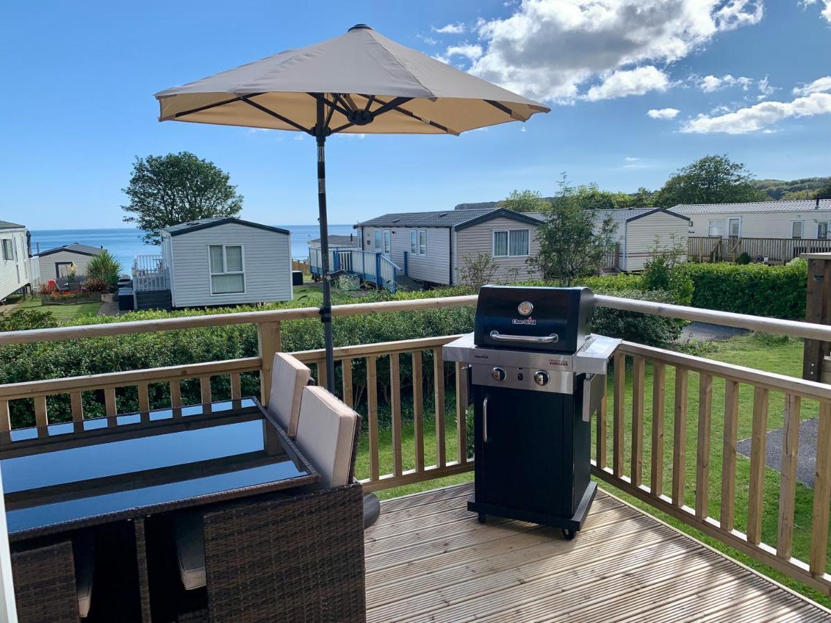 Lydstep Beach Bayview 3-Bedroom Holiday Home Tenby Eksteriør bilde